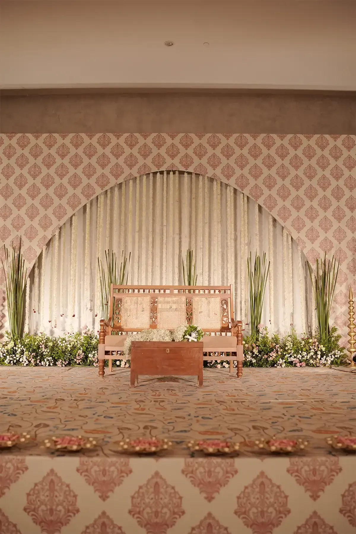 Premium Wedding Planners in Kerala creating sophisticated wedding table arrangements